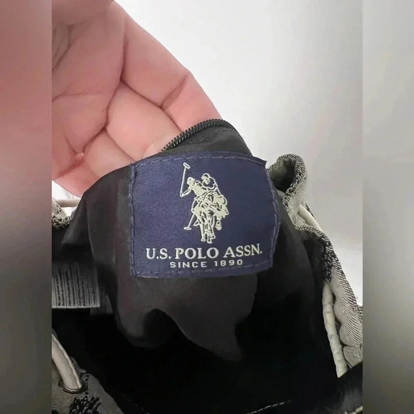 US Polo Assn | Monogram Canvas Bucket Bag With Crossbody Strap - Picture 9 of 13